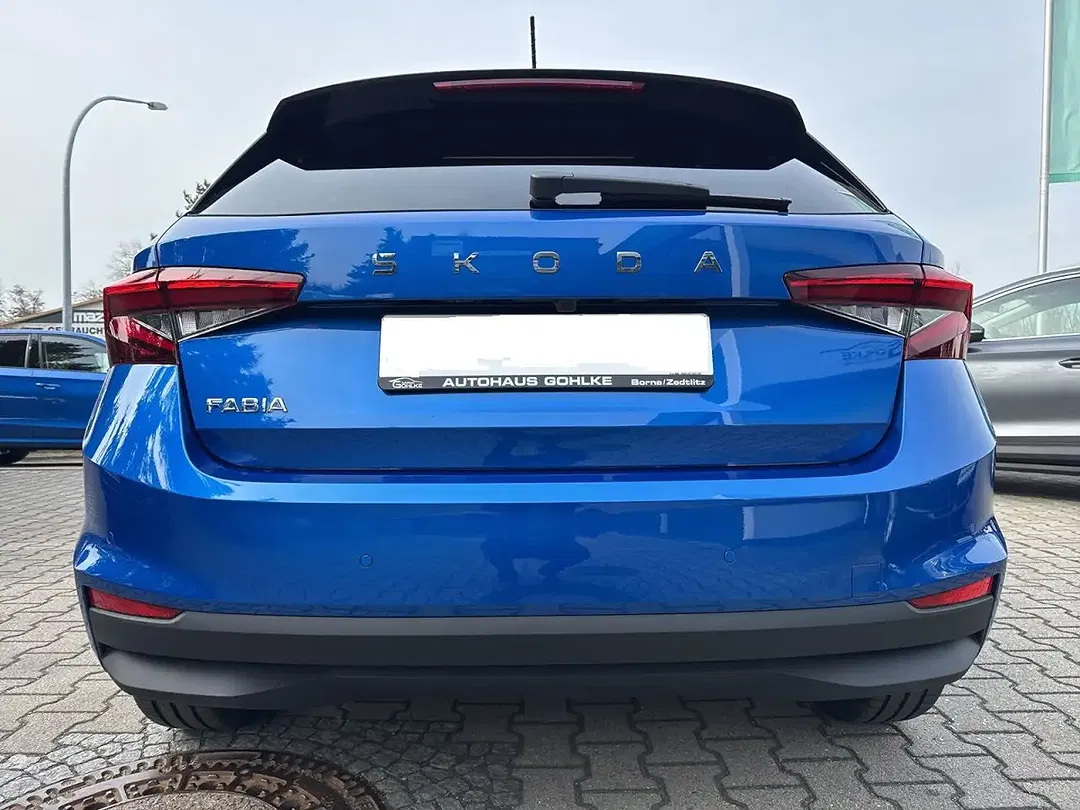 Skoda Fabia - Thumbnail 5