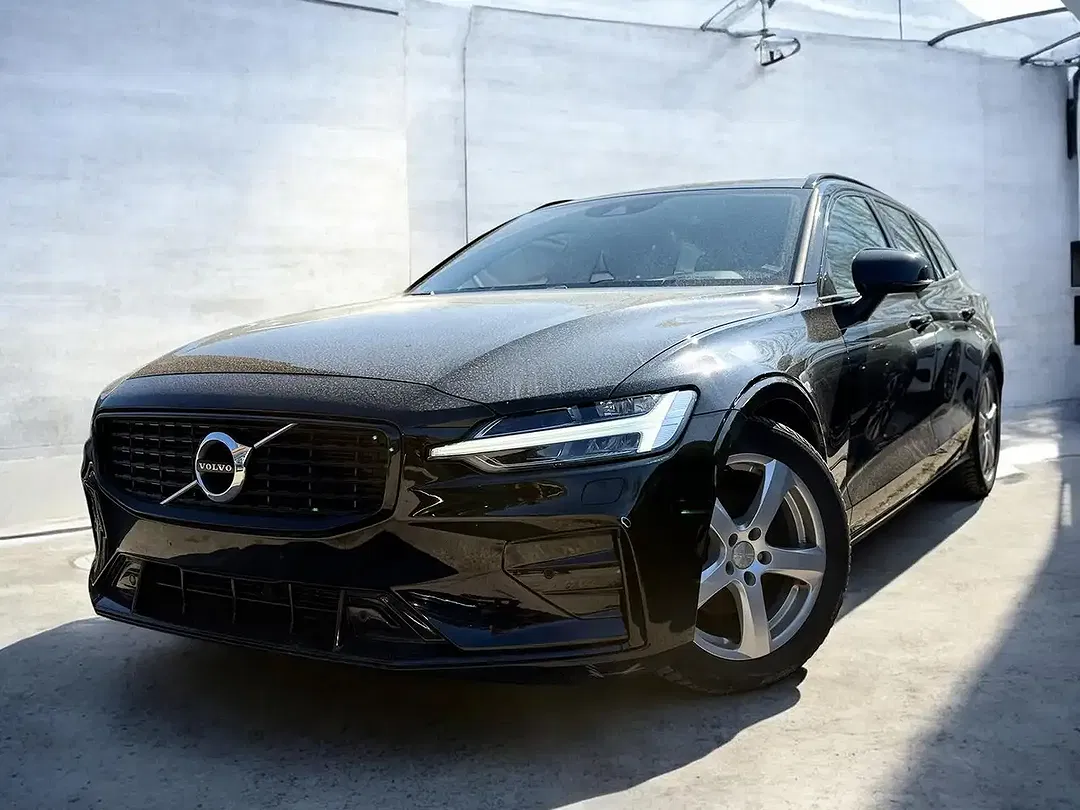 Volvo V60 - Thumbnail 3