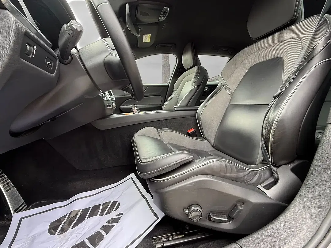 Volvo V60 - Thumbnail 8