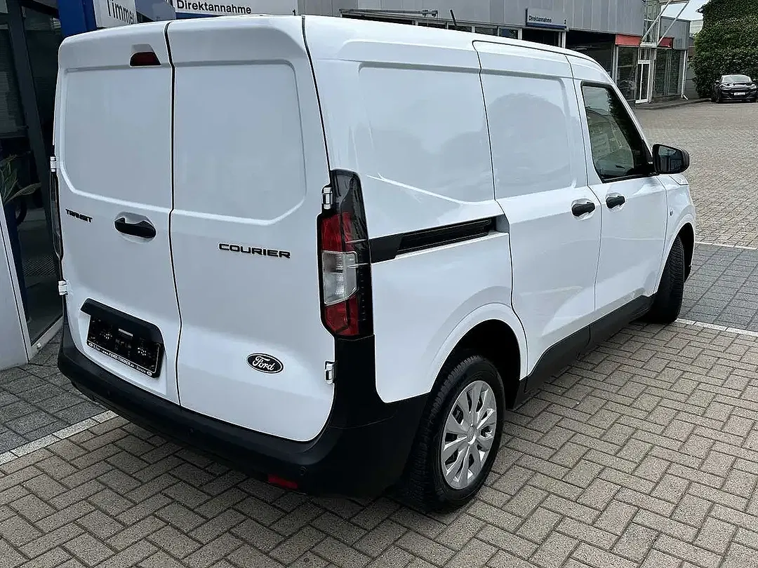 Ford Transit Courier