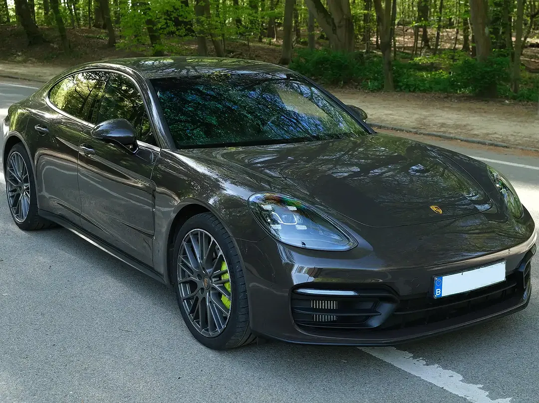 Porsche Panamera - Thumbnail 6