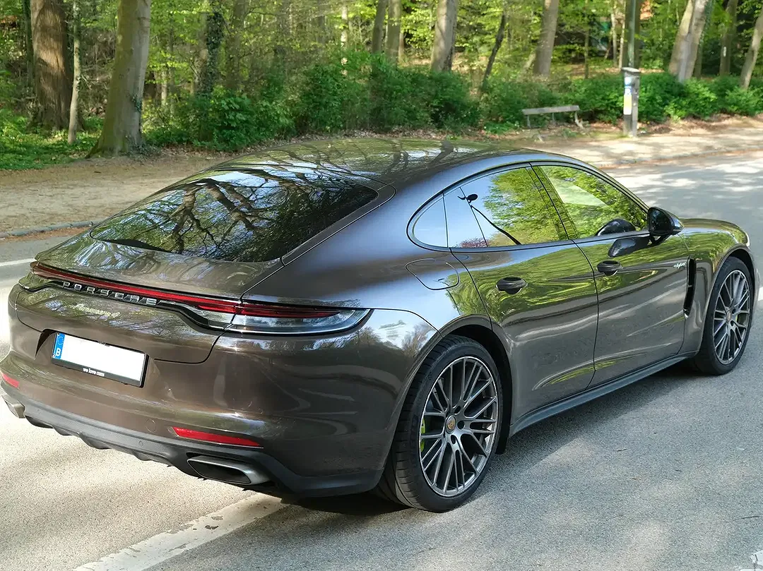 Porsche Panamera - Thumbnail 8