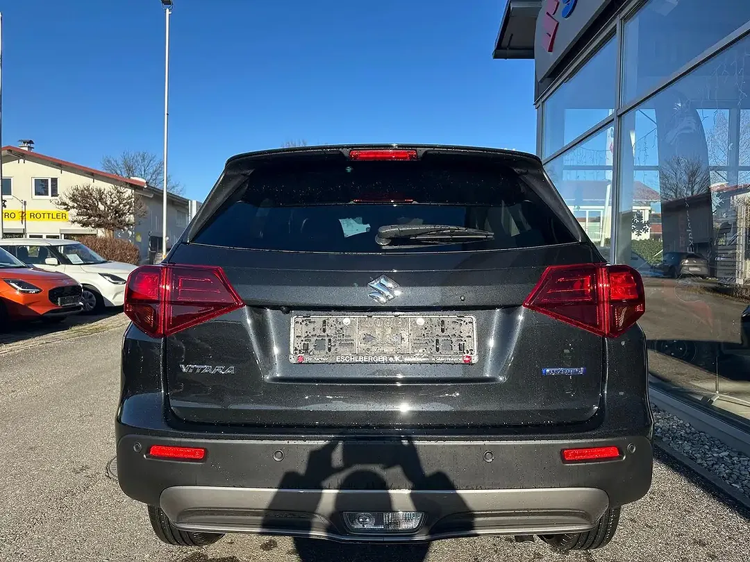 Suzuki Vitara - Thumbnail 3