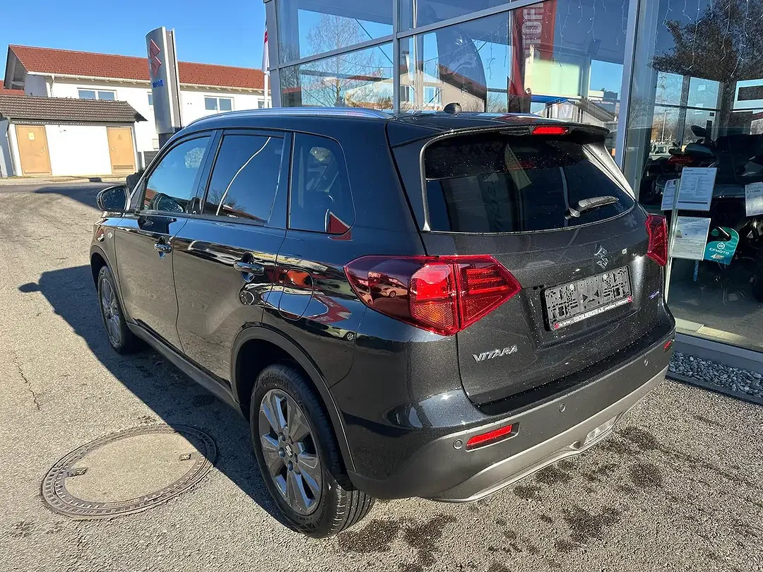 Suzuki Vitara - Thumbnail 4