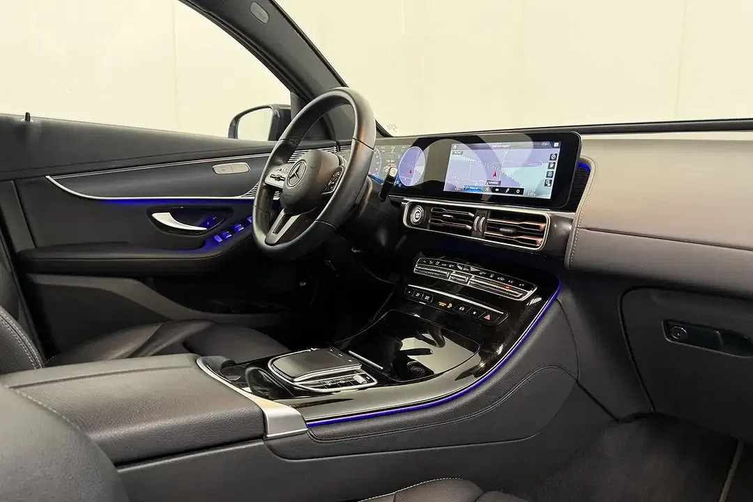 Mercedes-Benz EQC 400 - Thumbnail 14