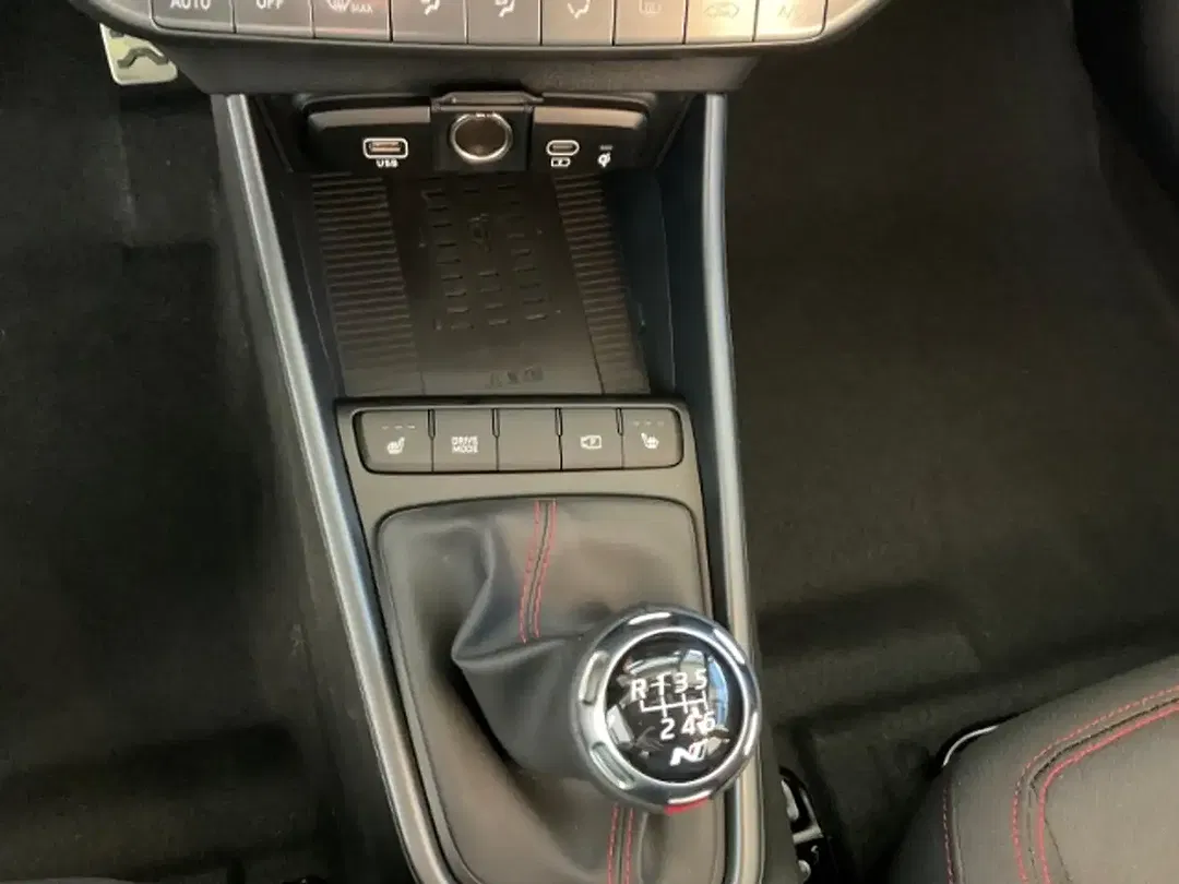 Hyundai i20 - Thumbnail 14