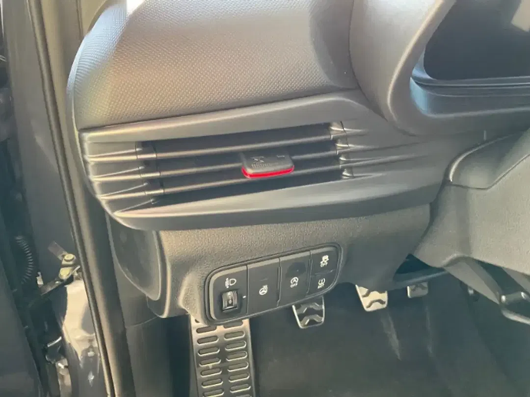 Hyundai i20 - Thumbnail 8