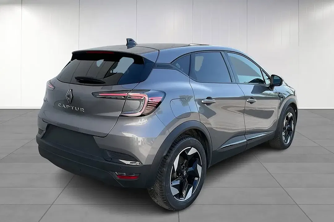 Renault Captur - Thumbnail 3