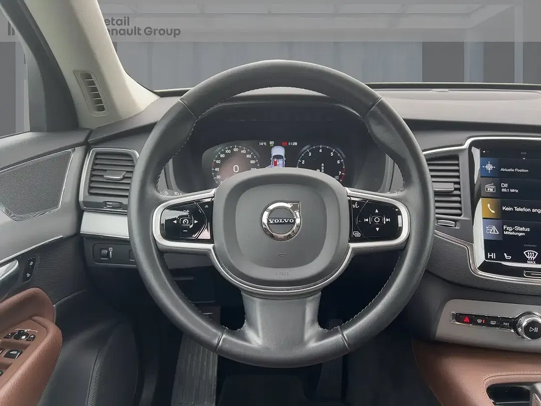 Volvo XC90 - Thumbnail 10