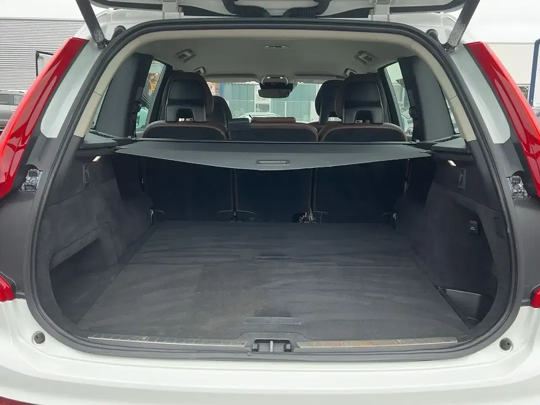 Volvo XC90 - Thumbnail 20