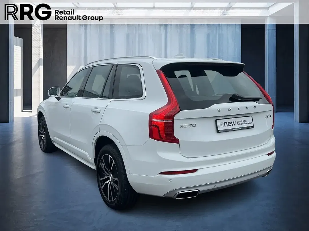 Volvo XC90 - Thumbnail 3