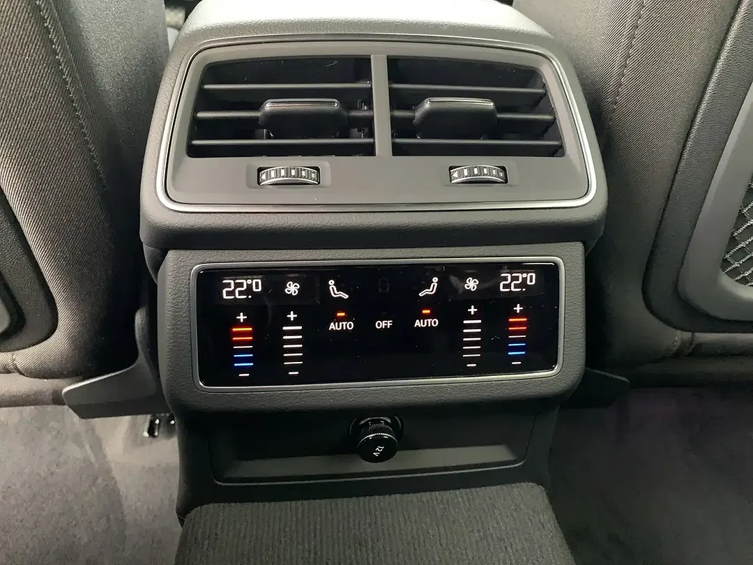 Audi A6 - Thumbnail 14