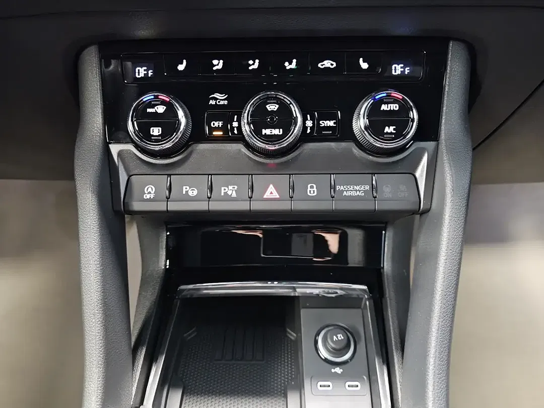 Skoda Karoq - Thumbnail 14