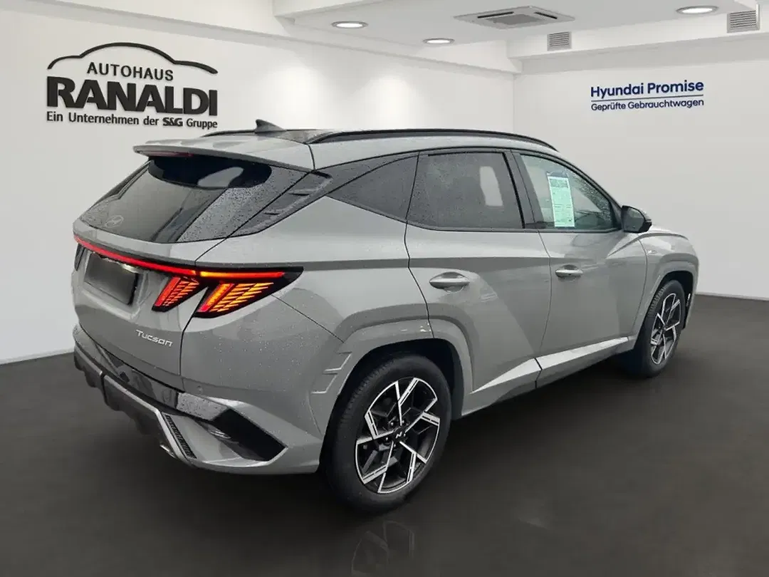 Hyundai TUCSON - Thumbnail 3