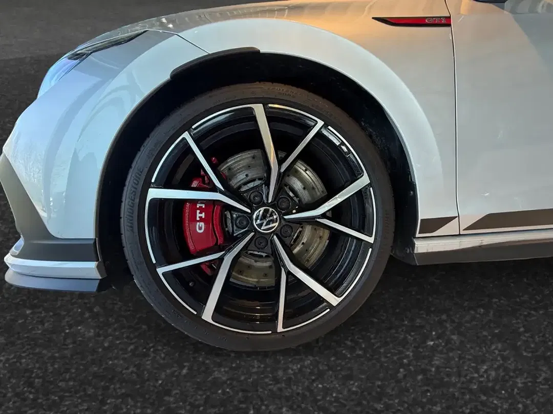 Volkswagen Golf GTI - Thumbnail 8
