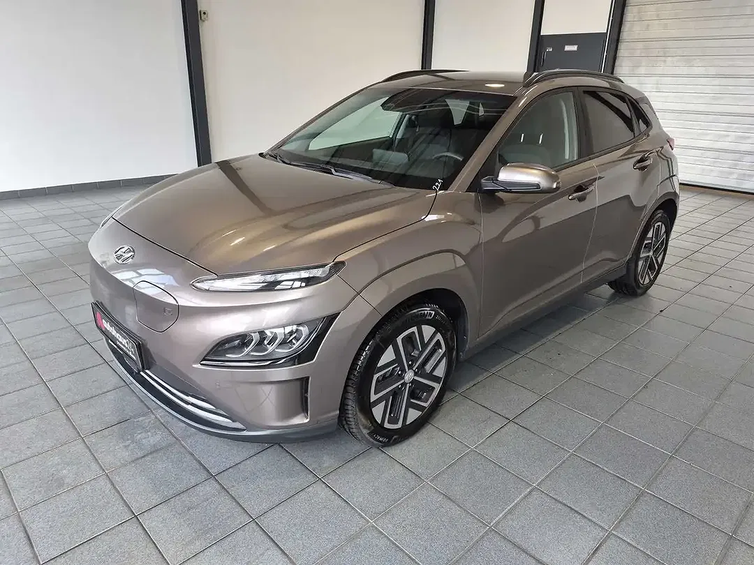 Hyundai KONA - Thumbnail 3