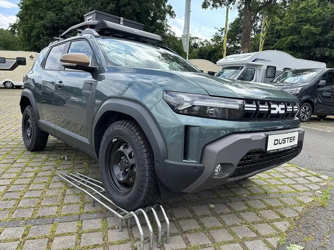 Dacia Duster - Thumbnail 3