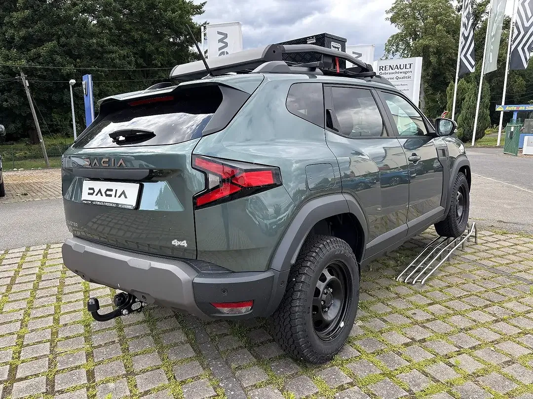 Dacia Duster - Thumbnail 4