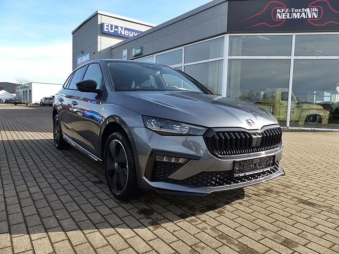 Skoda Scala - Thumbnail 1