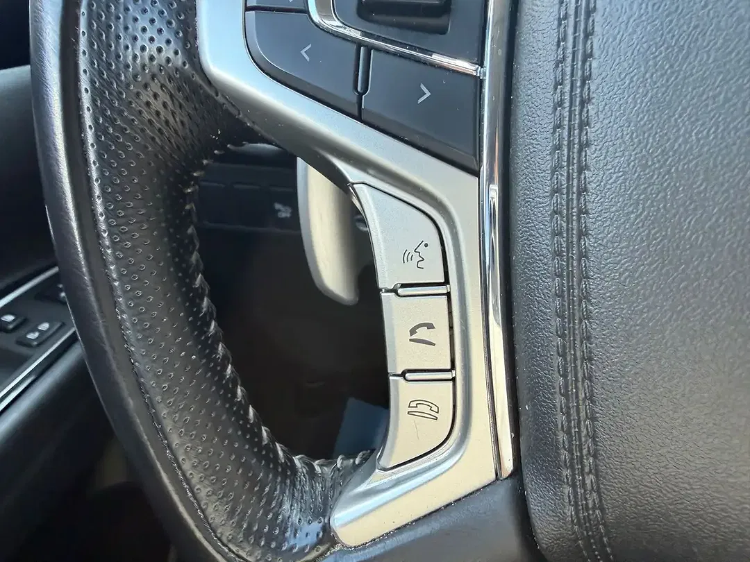 Mitsubishi Outlander - Thumbnail 14