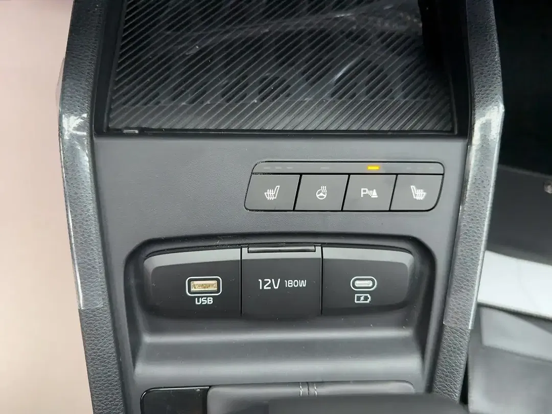 Kia Stonic - Thumbnail 13
