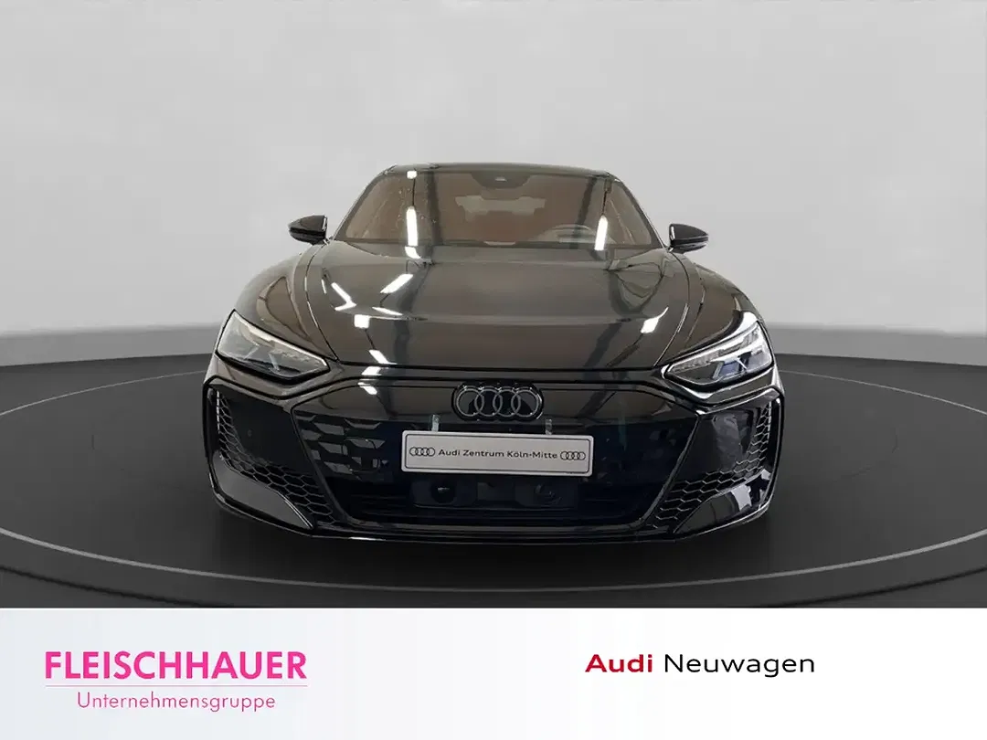 Audi e-tron - Thumbnail 2
