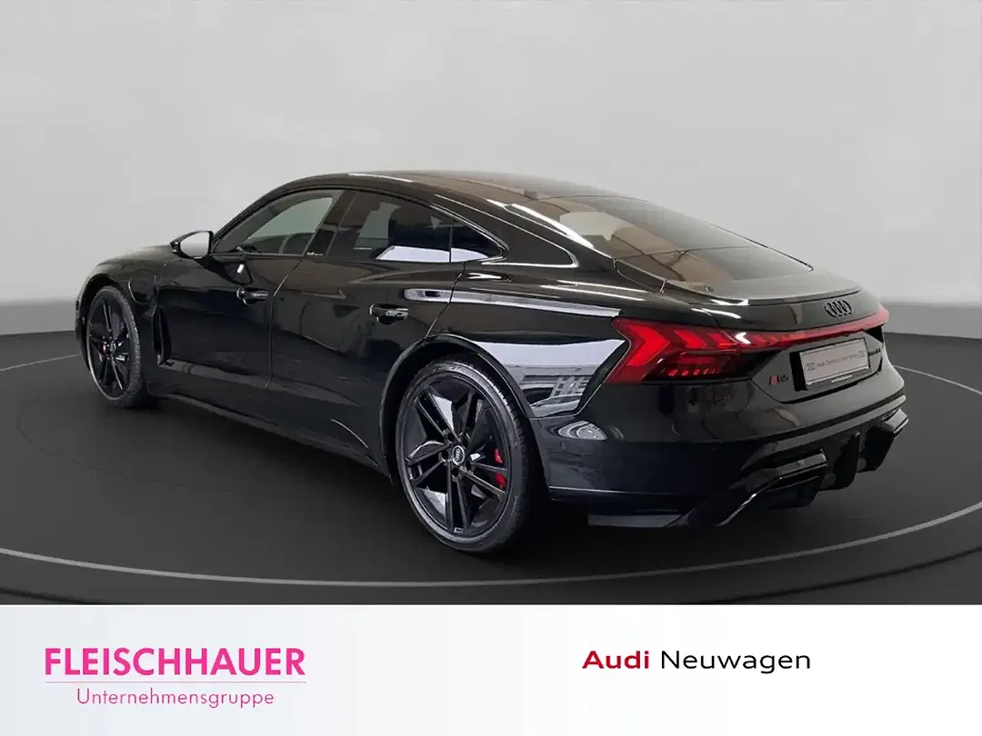 Audi e-tron - Thumbnail 4
