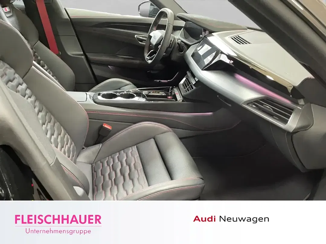 Audi e-tron - Thumbnail 8