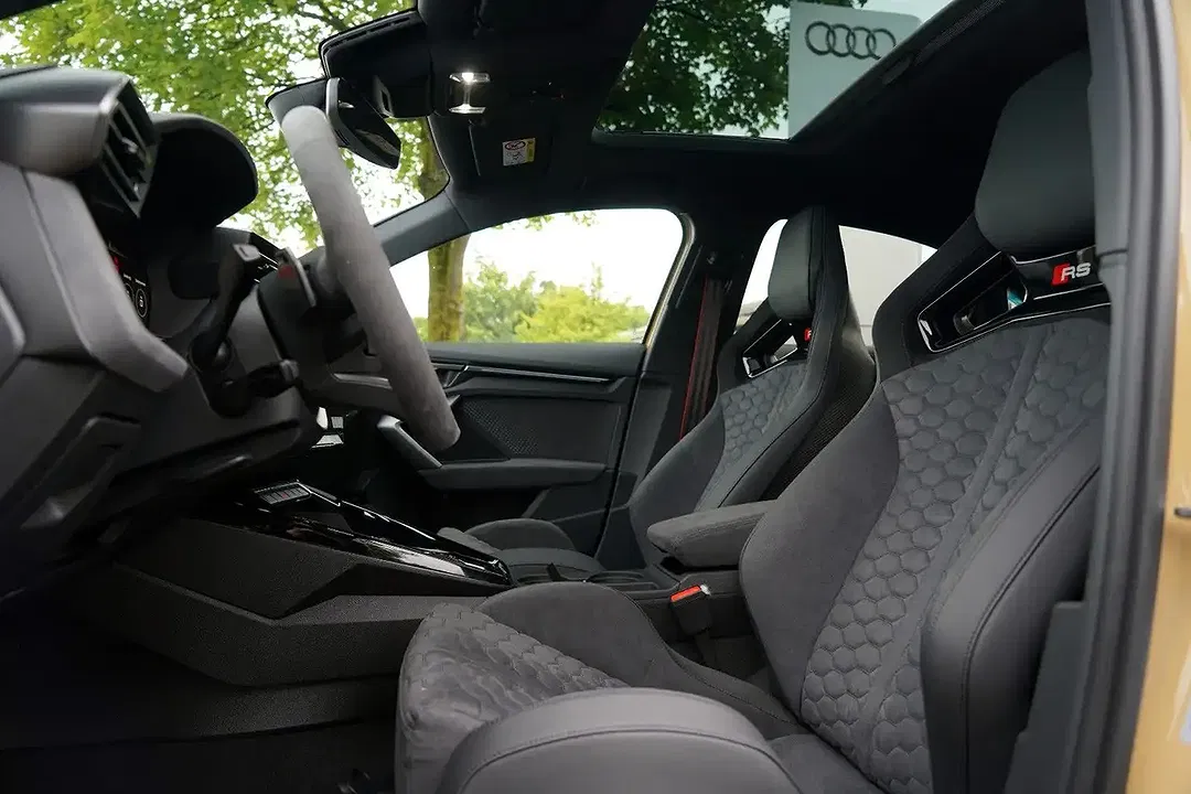 Audi RS3 - Thumbnail 13