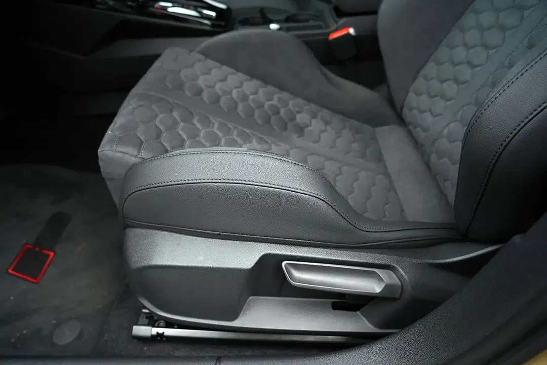 Audi RS3 - Thumbnail 14