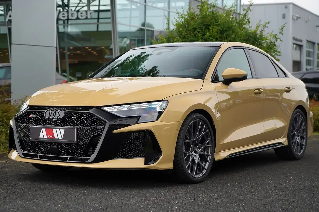 Audi RS3 - Thumbnail 2