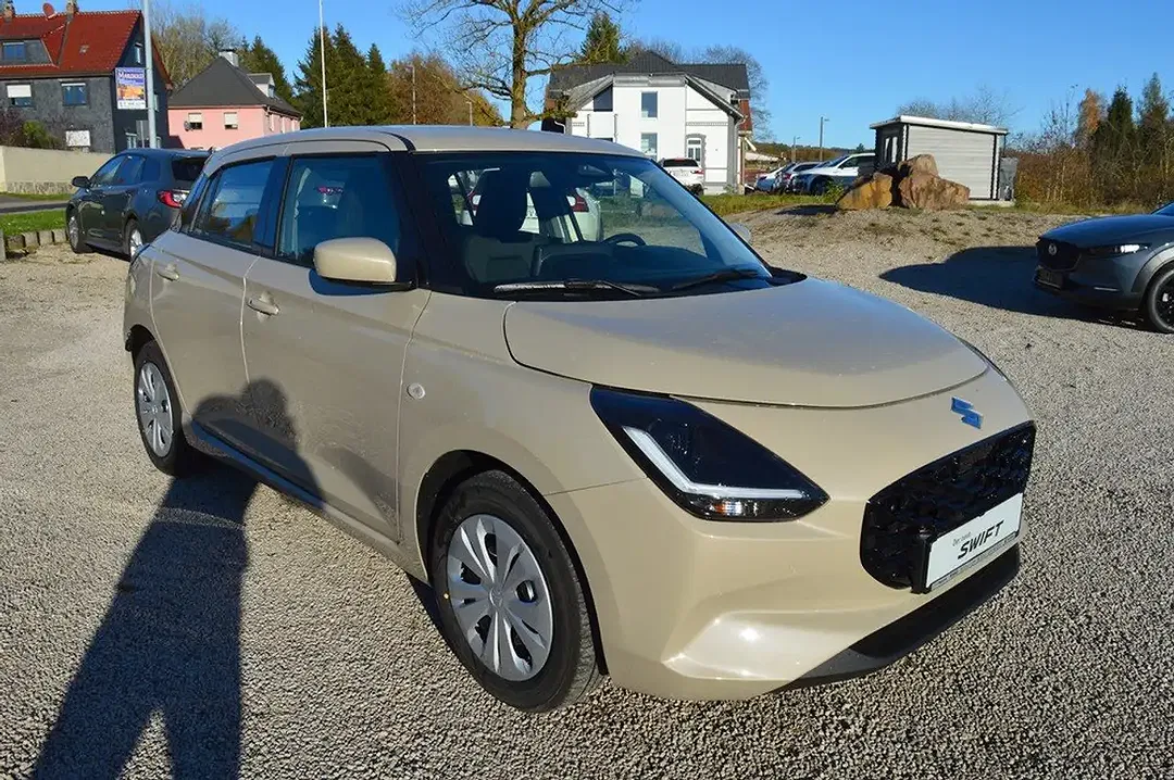 Suzuki Swift - Thumbnail 4