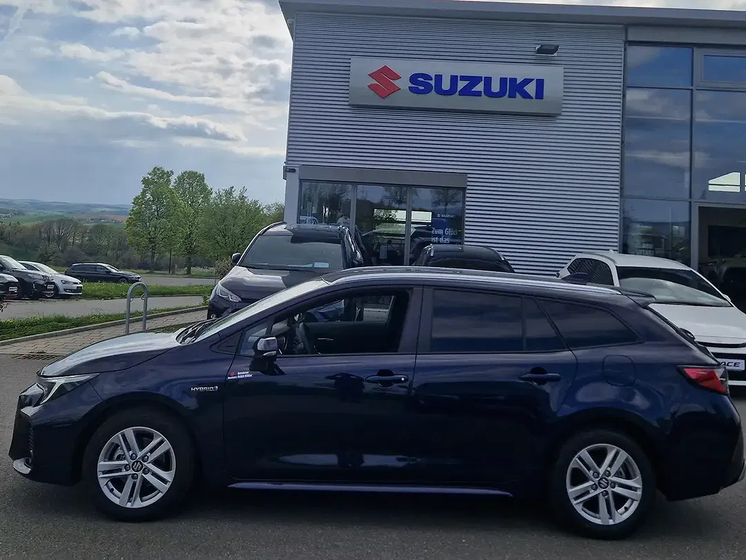 Suzuki Swace - Thumbnail 8