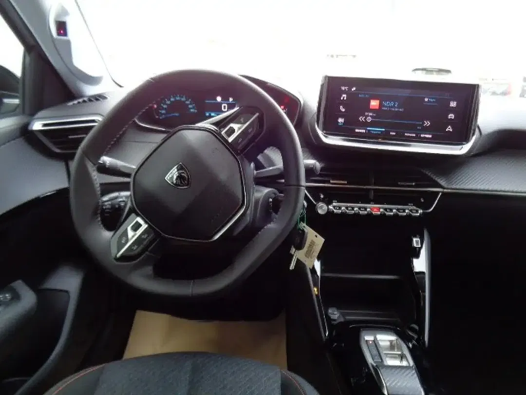 Peugeot e-208 - Thumbnail 15
