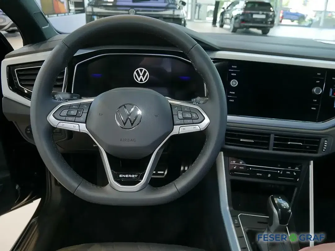 Volkswagen Polo - Thumbnail 9