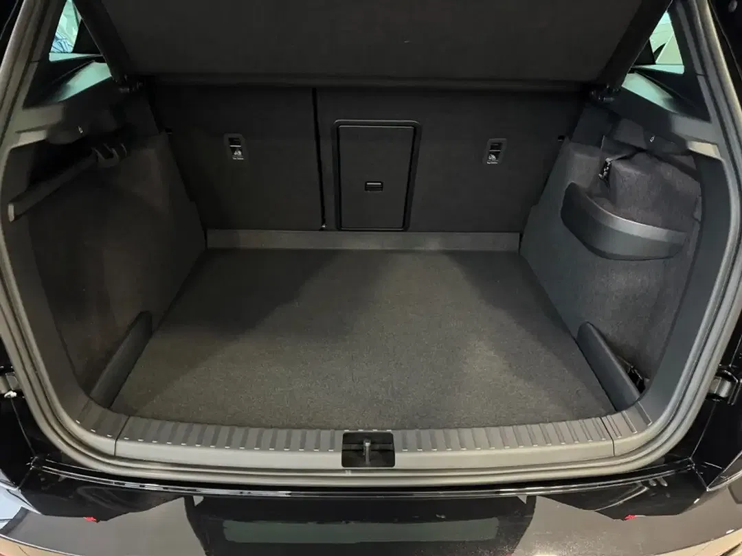 Skoda Karoq - Thumbnail 11
