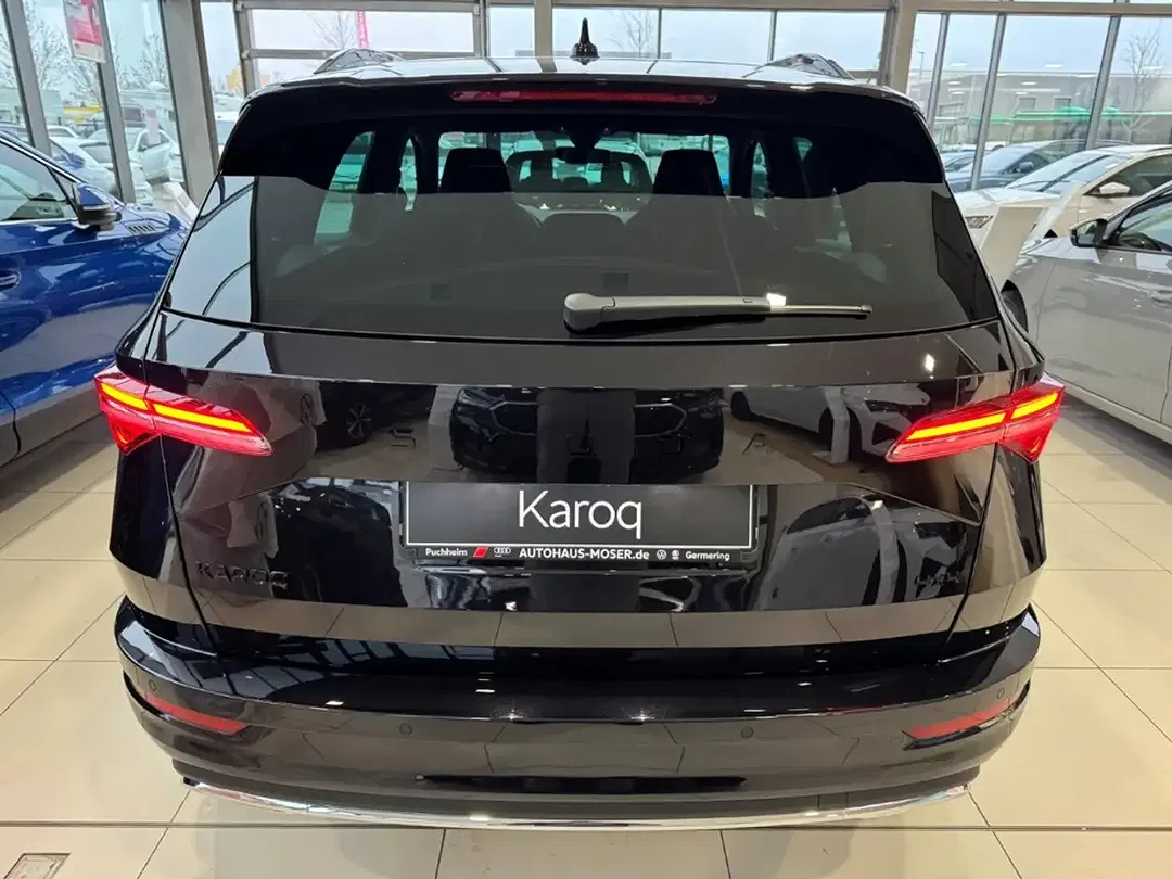 Skoda Karoq - Thumbnail 5