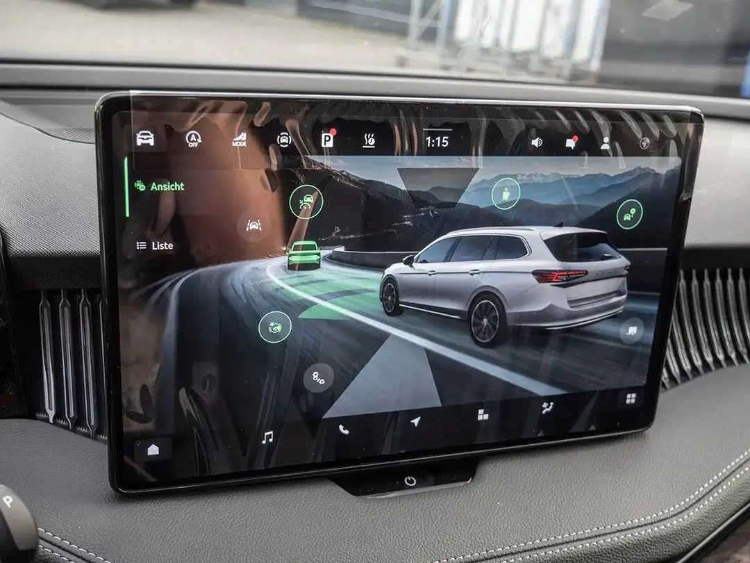 Skoda Superb - Thumbnail 9