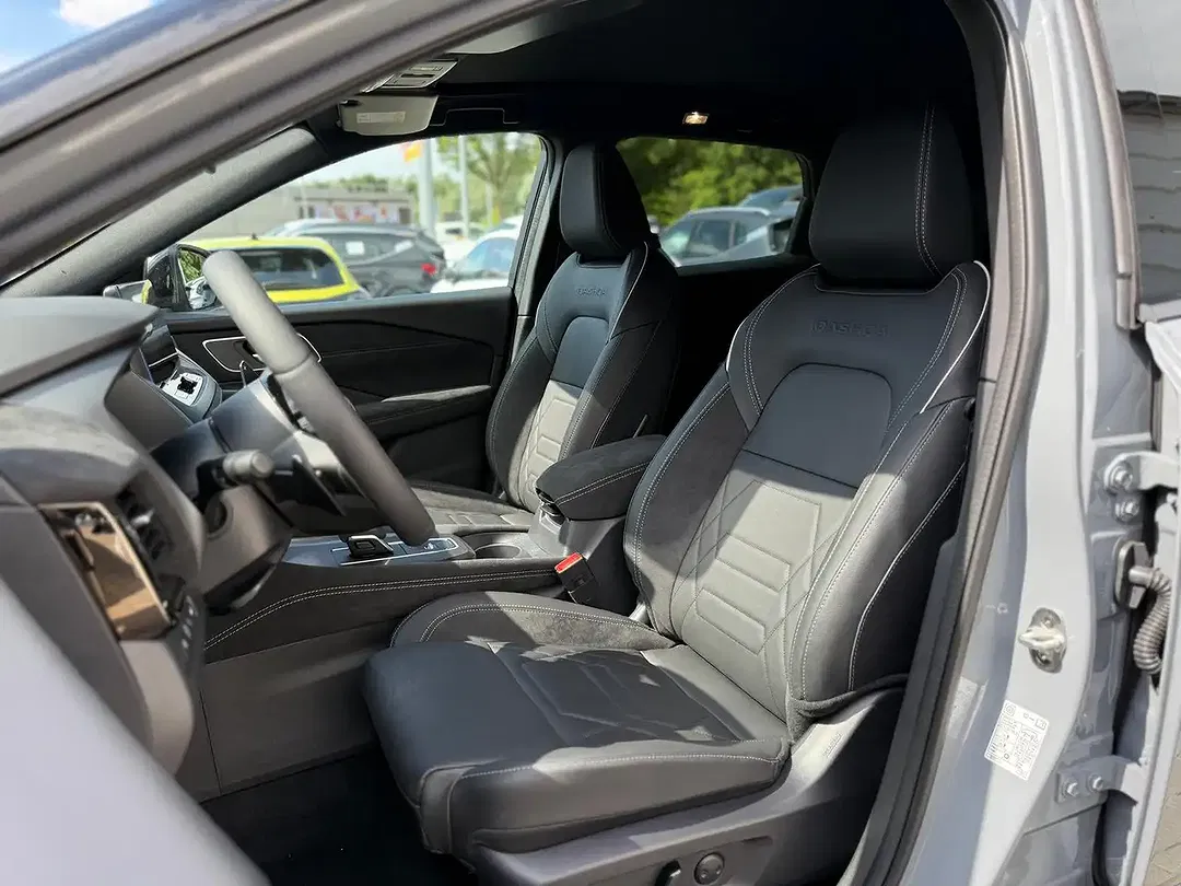 Nissan Qashqai - Thumbnail 9