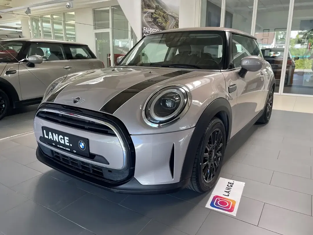 MINI Cooper - Thumbnail 1