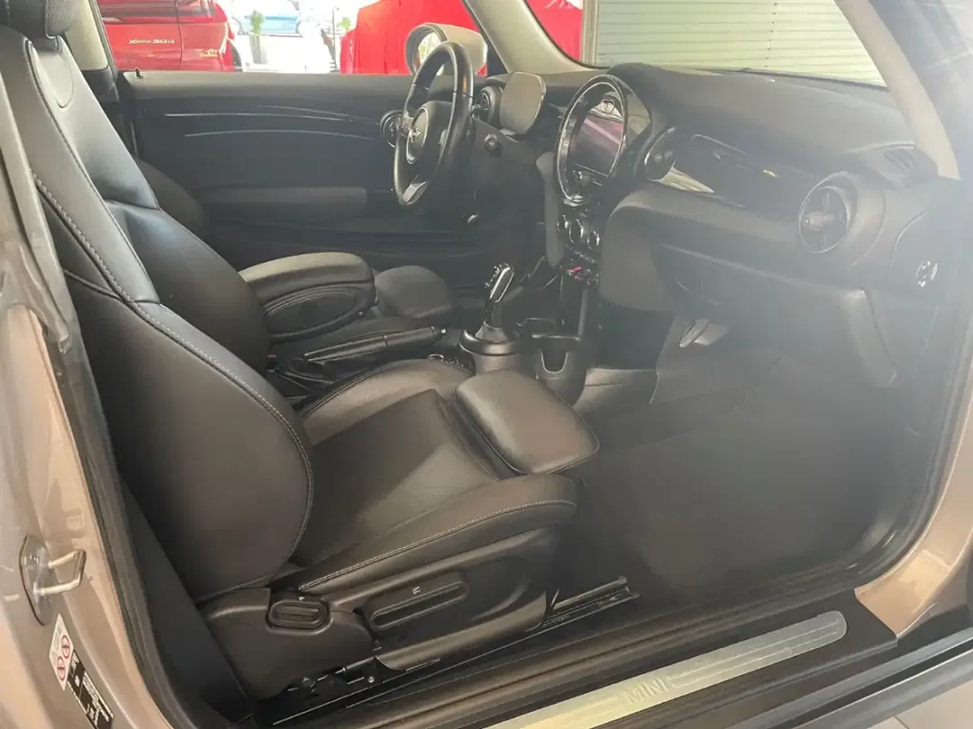 MINI Cooper - Thumbnail 8
