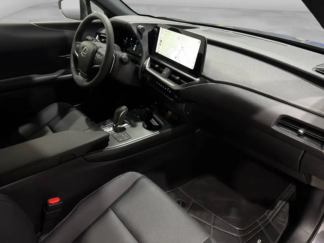 Lexus UX 300e - Thumbnail 9
