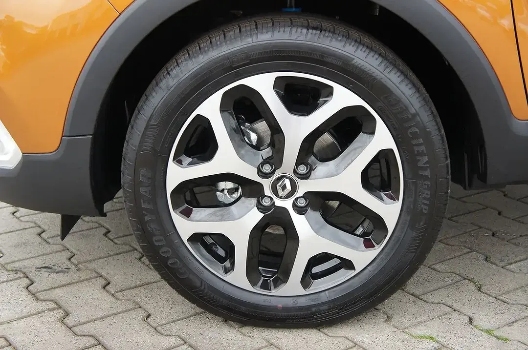 Renault Captur - Thumbnail 13