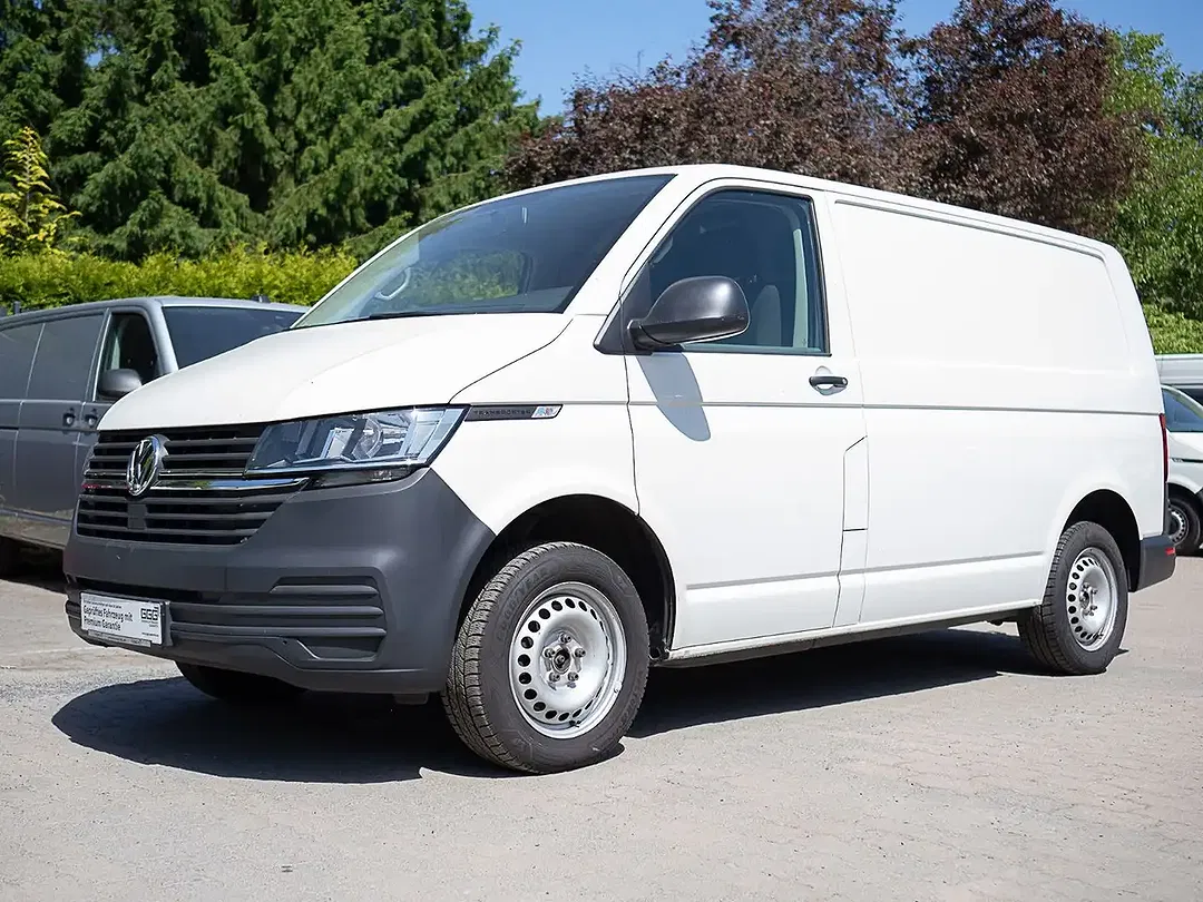 Volkswagen Transporter - Thumbnail 2