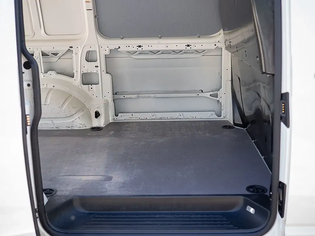 Volkswagen Transporter - Thumbnail 8