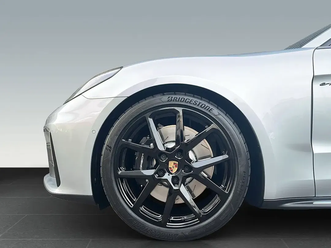 Porsche Panamera - Thumbnail 8