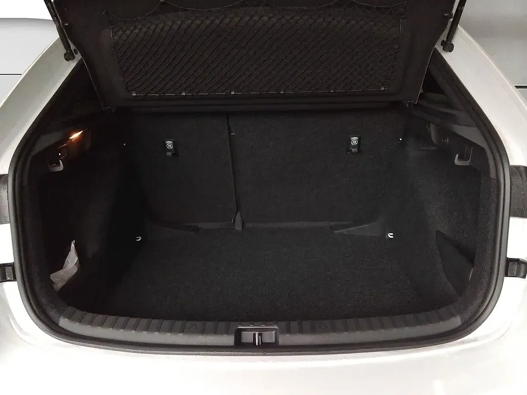 Skoda Scala - Thumbnail 9