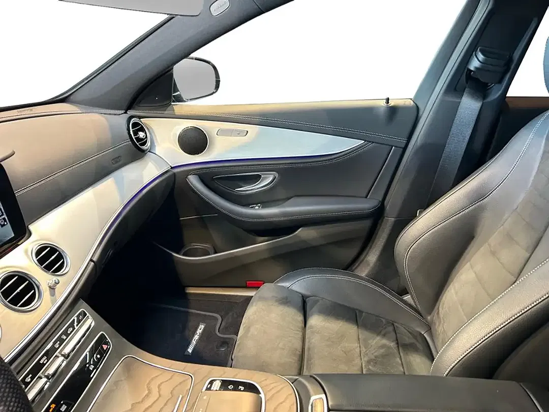 Mercedes-Benz E 300 - Thumbnail 5