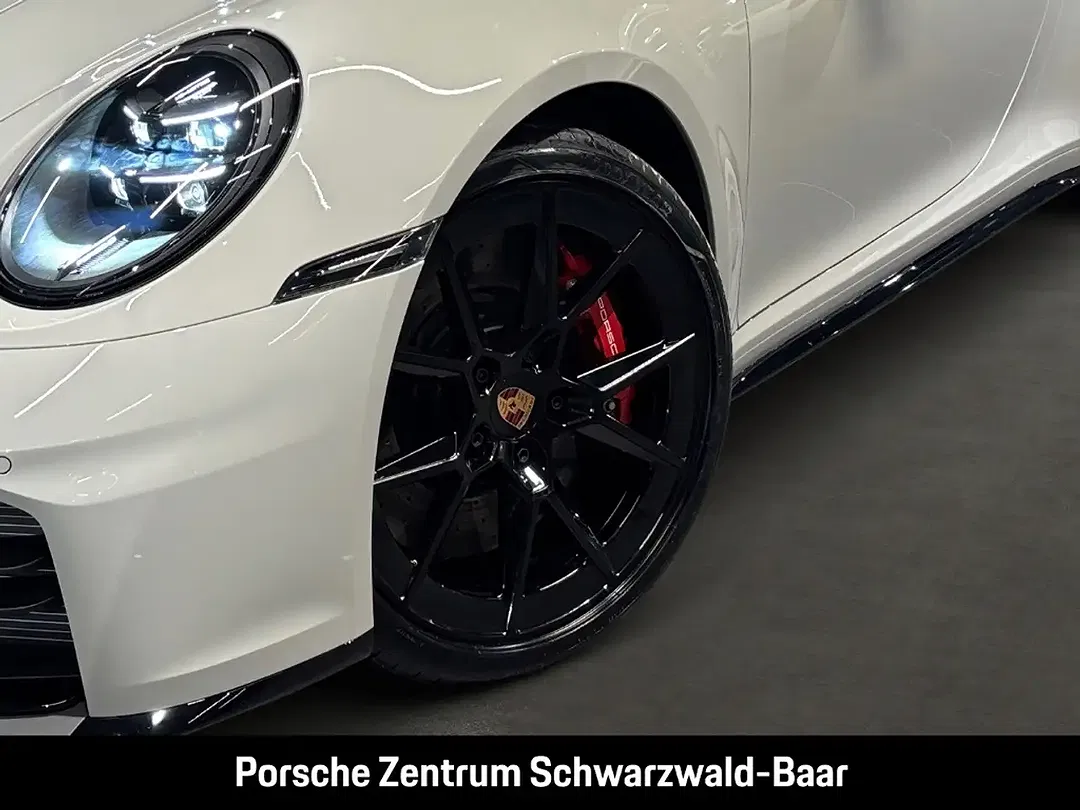 Porsche 992 - Thumbnail 10