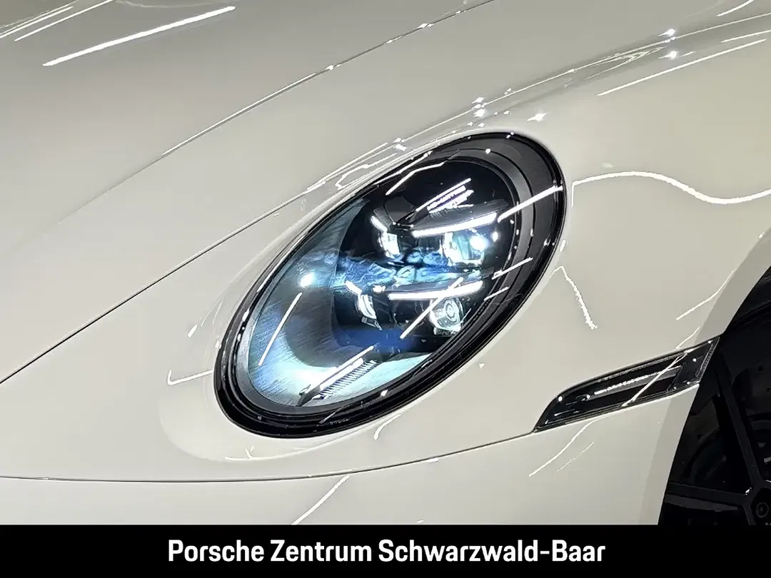 Porsche 992 - Thumbnail 11